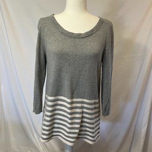 Gap gray and white striped sweater